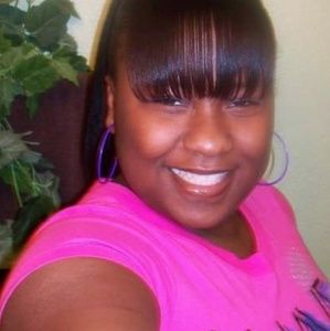 Meet your Posher, Lonette